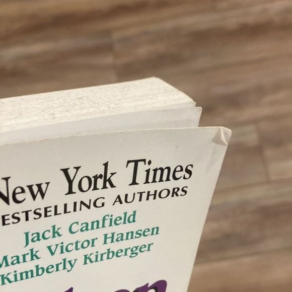 Chicken Soup for the Teenage Soul on Love & Friendship (Preowned Paperback) - Picture 8 of 9